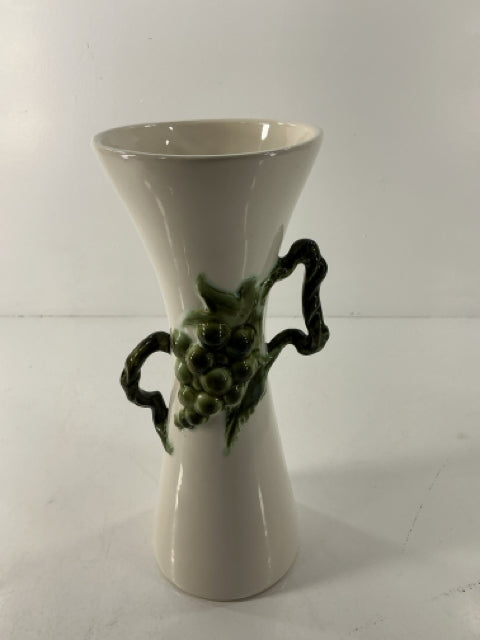 Hull Vase