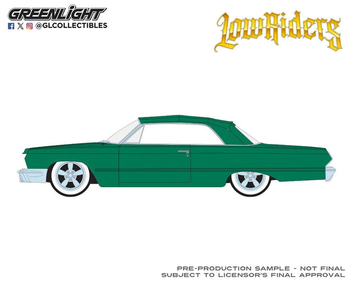 (Pre-order) 1963 Chevrolet Impala SS Convertible Green California Lowriders Serues 8 Greenlight 1/64 63090-C