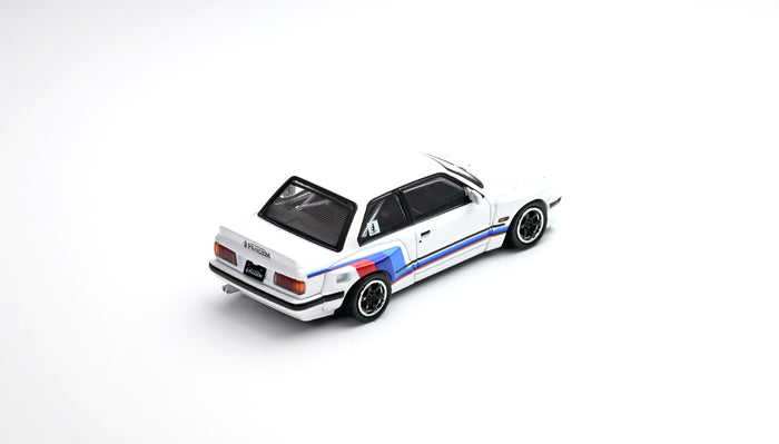 (PRE-ORDER) BMW E30 M3 Pandem Rocket Bunny White Inno64 1/64 scale IN64-E30P-WHI