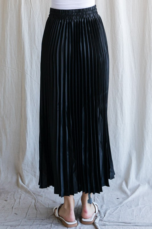 Solid Pleated Josie Skirt